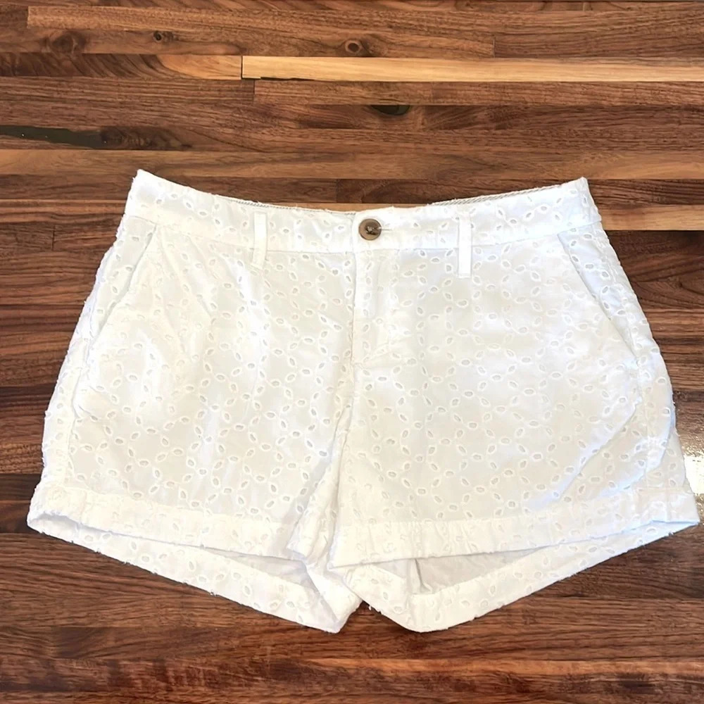 Old Navy lace ladies shorts size 0